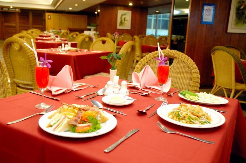 Ambassador City Jomtien Marina Tower Wing Na Chom Thian Exterior foto